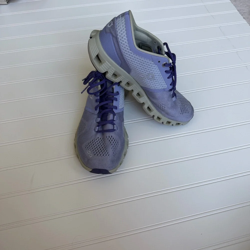 On Running Purple Lace-Up Sneakers